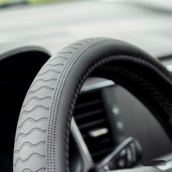 Preview: Xkeribom Lenkradbezug 37-38cm Lenkradschoner Lenkradschutz Aufsteckbare Lenkradabdeckung