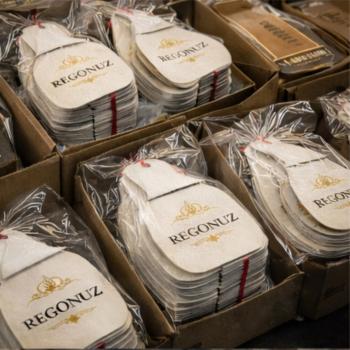 Individuelle Duftanhänger für Unternehmen – Produktion ab 1000 Stück | Xkeribom Workshop